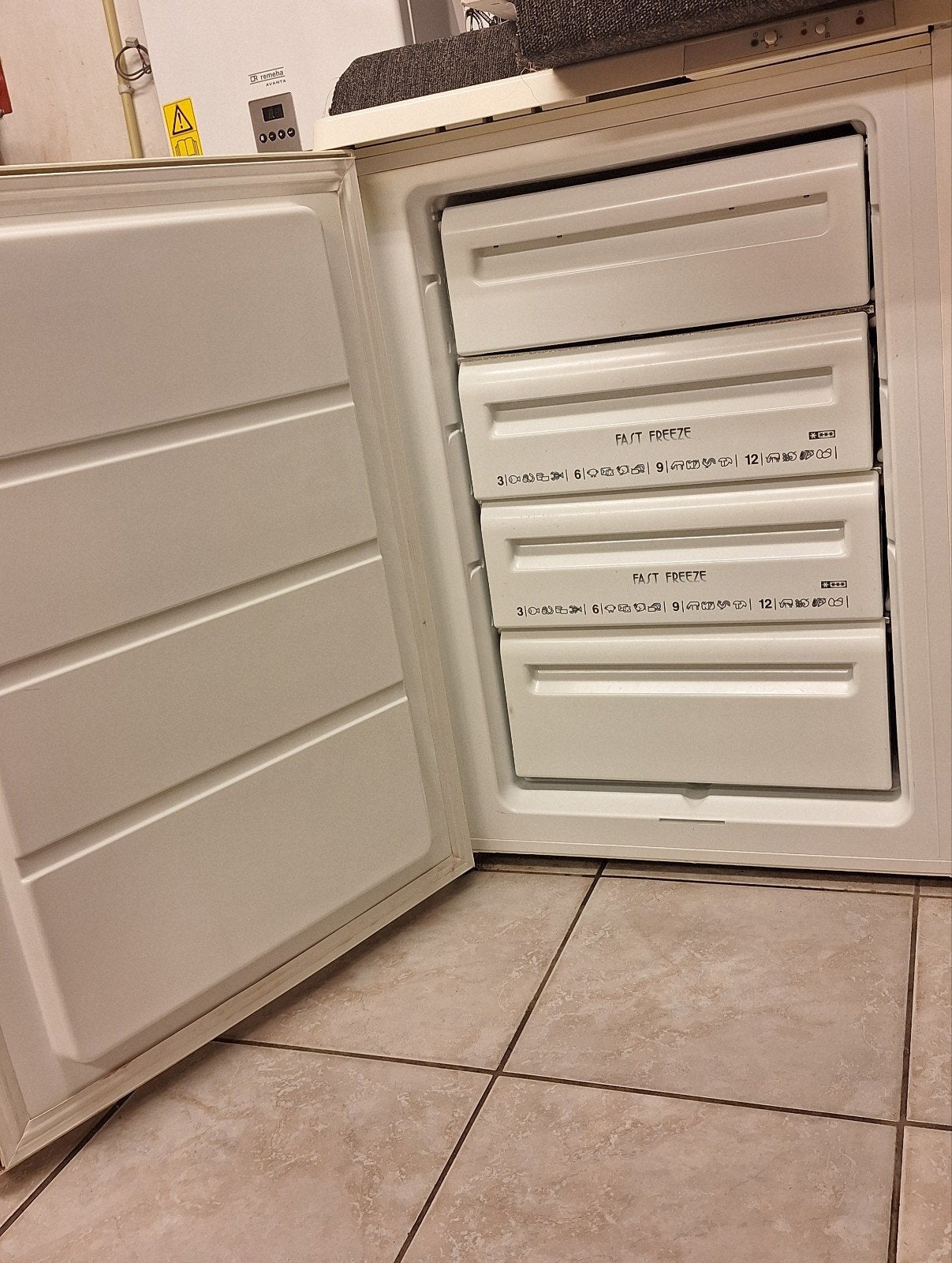 Zanussi vriezer met 4 lades - Goede staat, Gebruikt, 75 tot 100 liter, 45 tot 60 cm, Ophalen