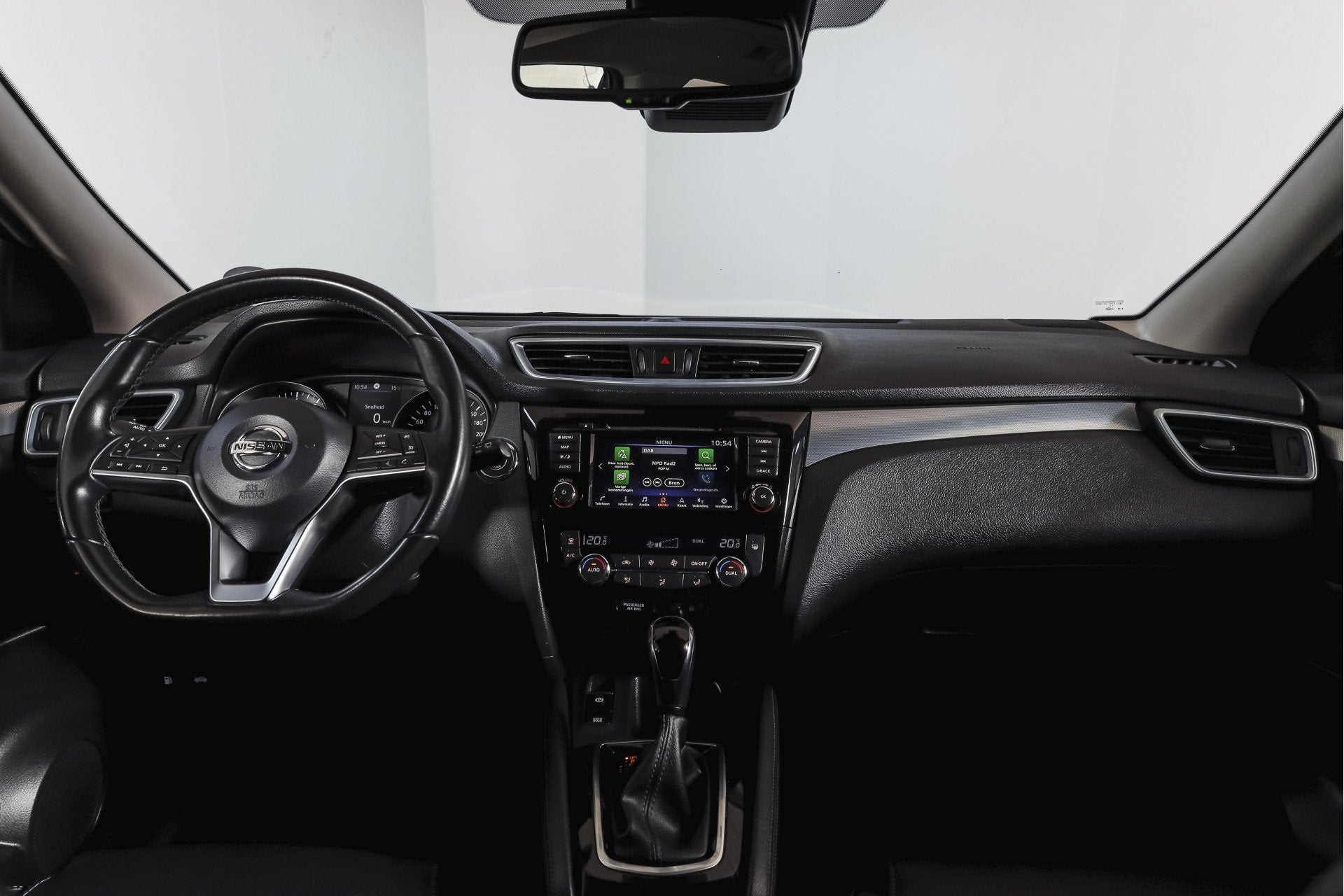 Nissan QASHQAI 1.3 DIG-T 158 PK Premium Edition - Automaat |, Auto's, Gebruikt, Euro 6, Wit, Leder