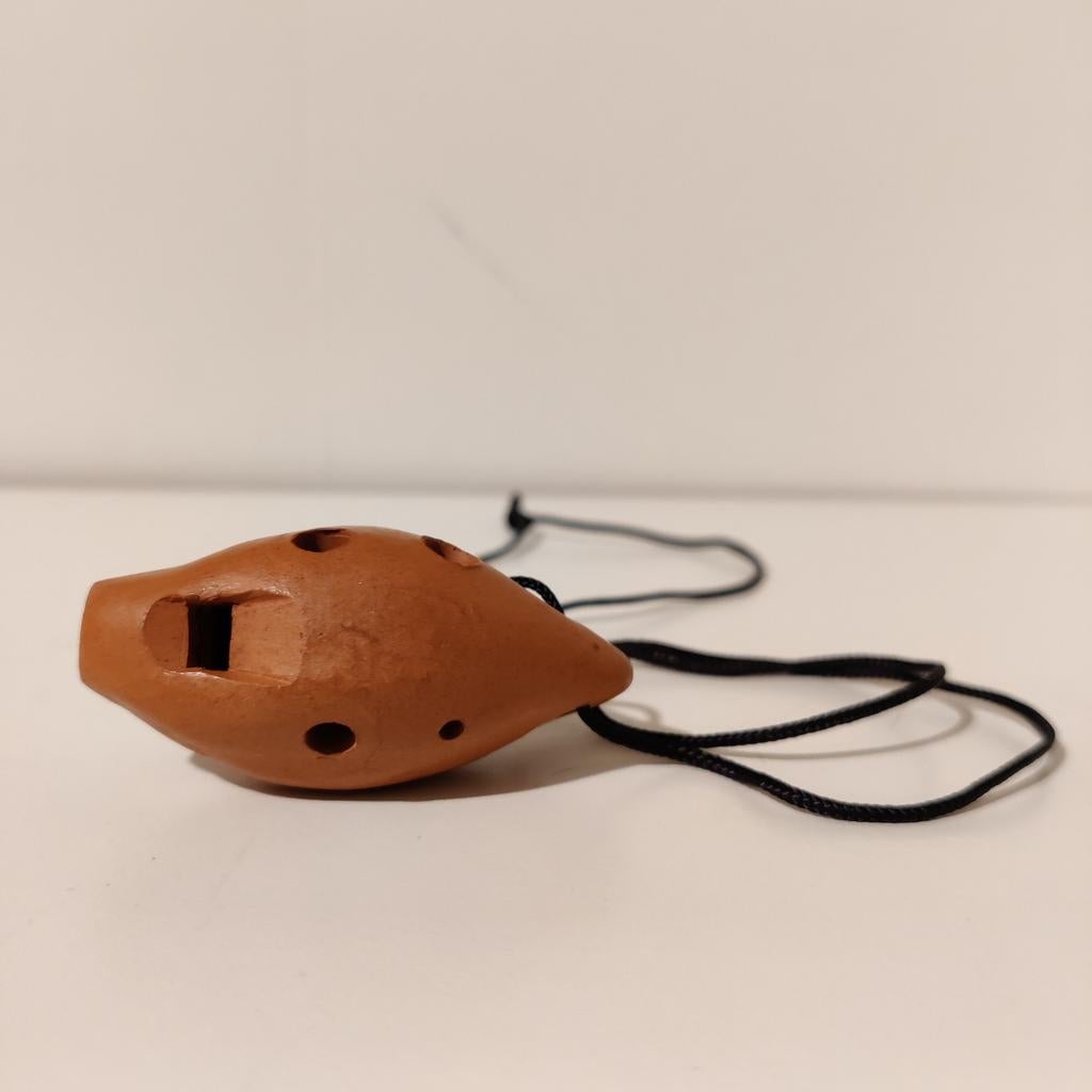 Kleine Ocarina - Bruin Aardewerk Blaasinstrument, Antiek en Kunst, Ophalen of Verzenden