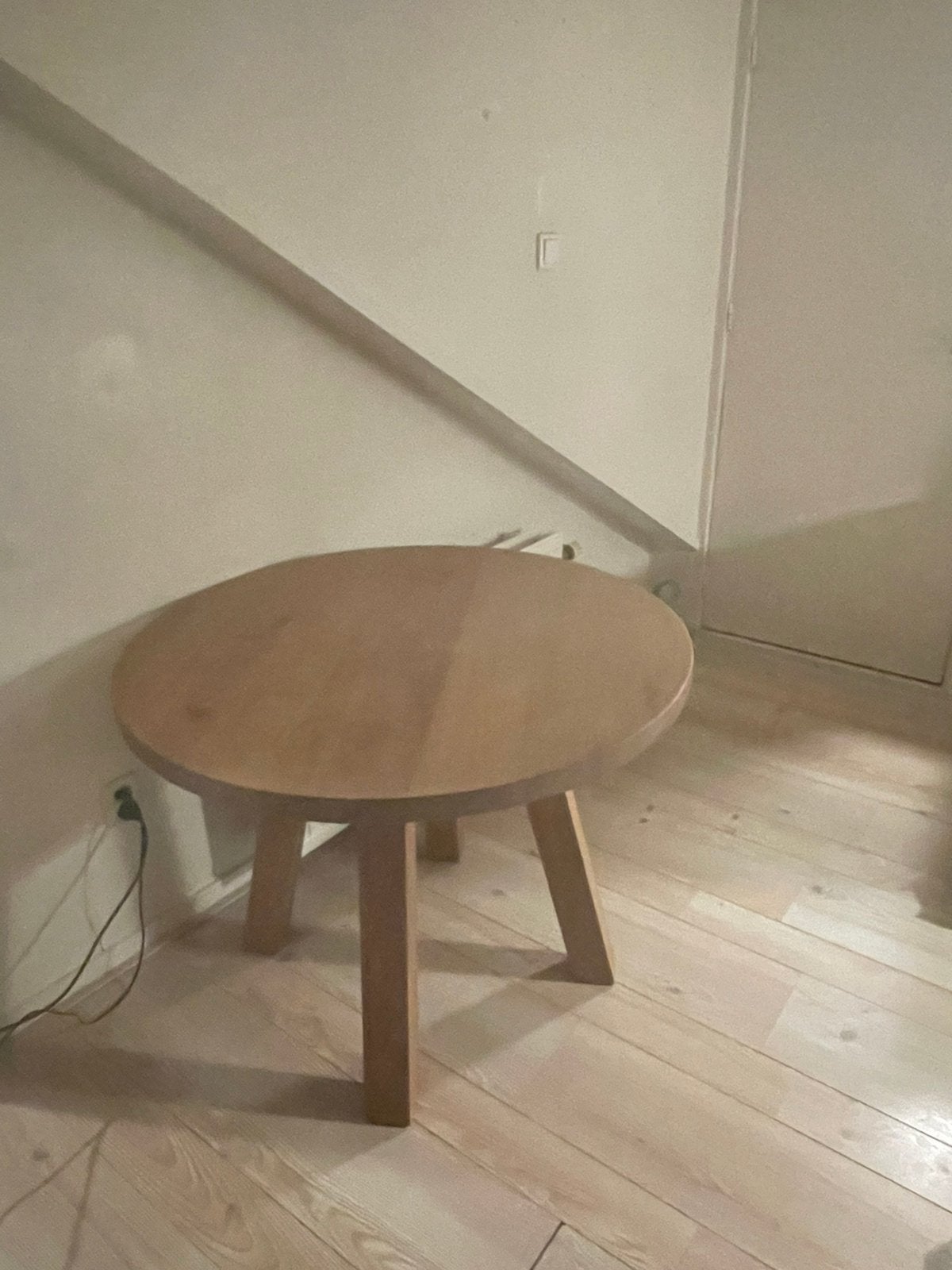 Eettafel - ideaal voor studentenkamer, Ophalen, Zo goed als nieuw