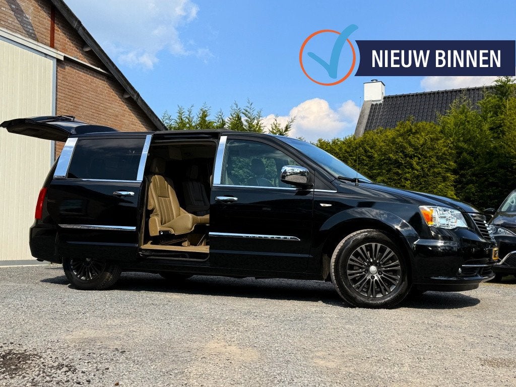 Chrysler Grand Voyager 3.6 V6 LIMITED S BLACK 3xTV/DVD/STOEL, Gebruikt, Beige, Grand Voyager, 7 stoelen