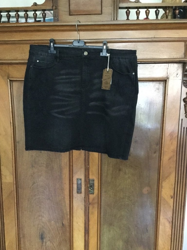 NIEUW pracht zwart spijkerrokje merk October maat 52, Kleding | Dames, October, Rok, Zwart, Nieuw