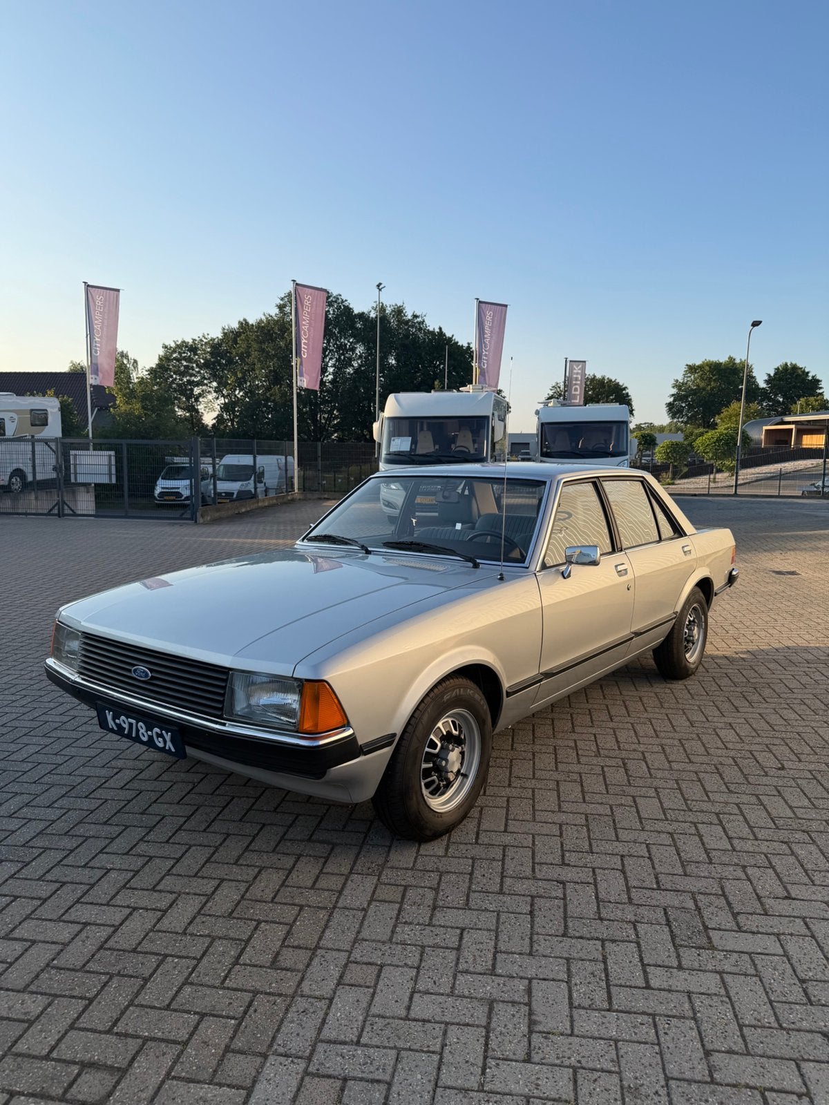 Ford Granada 2.0 V6 Uitzonderlijk origineel, Bedrijf, Te koop