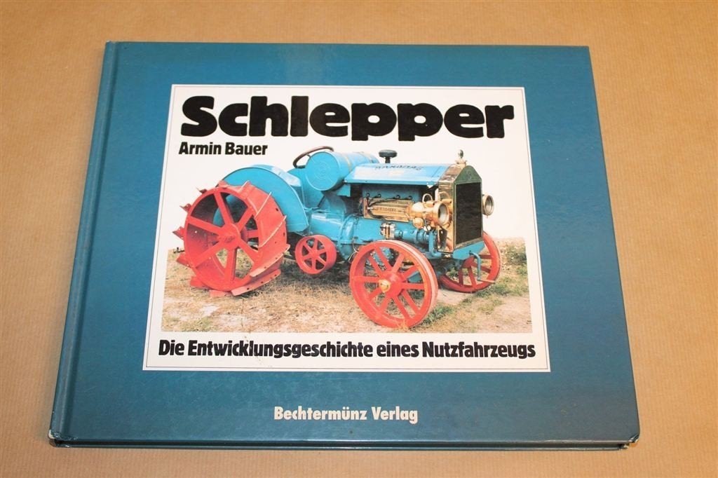 Schlepper — Tractor, ontwikkelingsgeschiedenis, Ophalen of Verzenden, Gelezen, Tractor en Landbouw