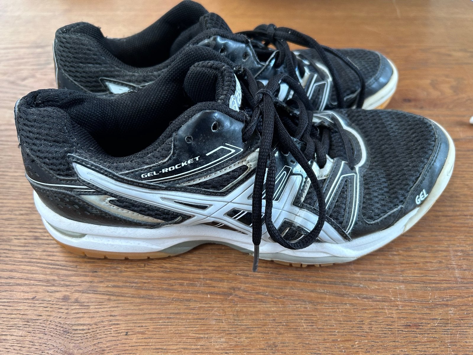 Gratis Asics Gel-Rocket zaalhockeyschoenen - Maat 39, Ophalen, Gebruikt, Schoenen