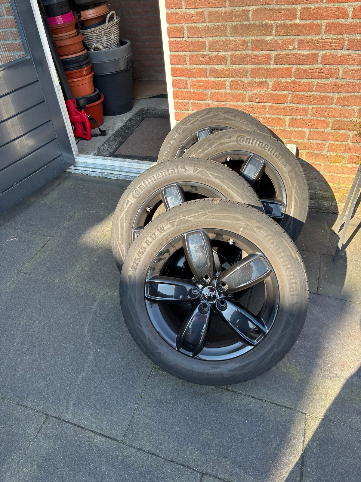 Mini Cooper 17 inch velgen met Continental zomerbanden, Ophalen, Gebruikt, Banden en Velgen, 17 inch