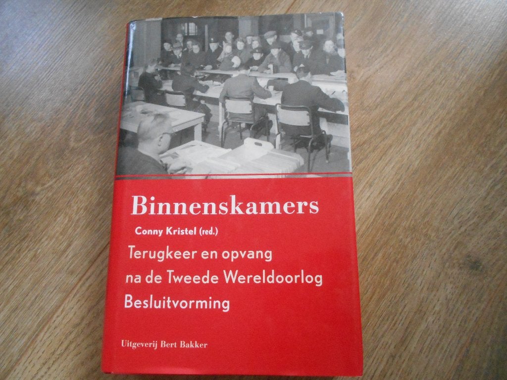 Conny Kristel Binnenkamers Besluitvorming, Boeken, Ophalen of Verzenden, Tweede Wereldoorlog, Zo goed als nieuw, Overige onderwerpen