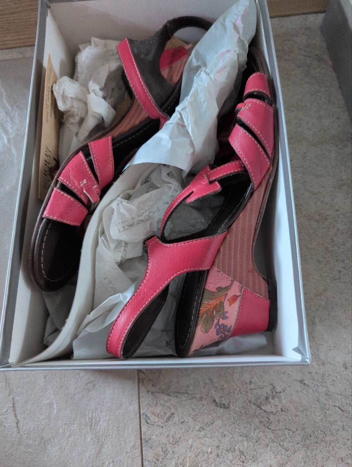 Rode sandalen met hak - Maat 39, Ophalen of Verzenden
