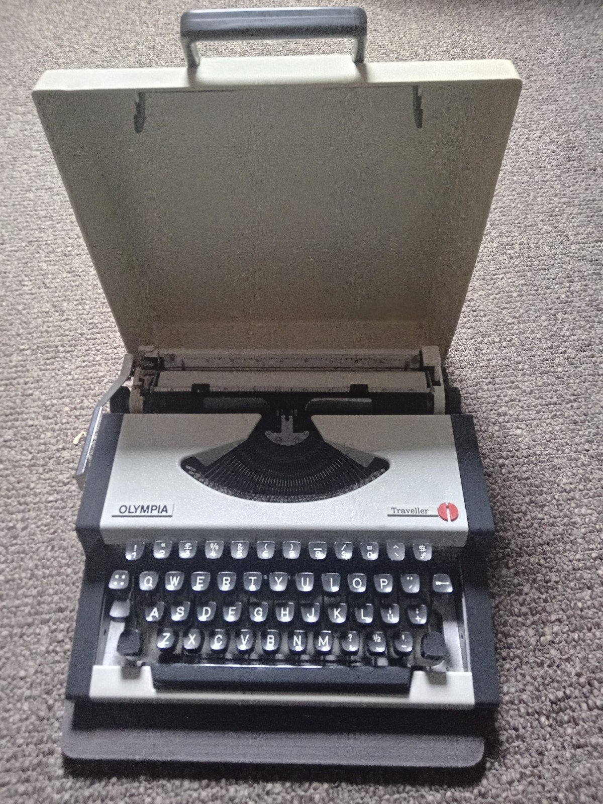 Olympia traveller typemachine, Diversen, Typemachines, Ophalen of Verzenden
