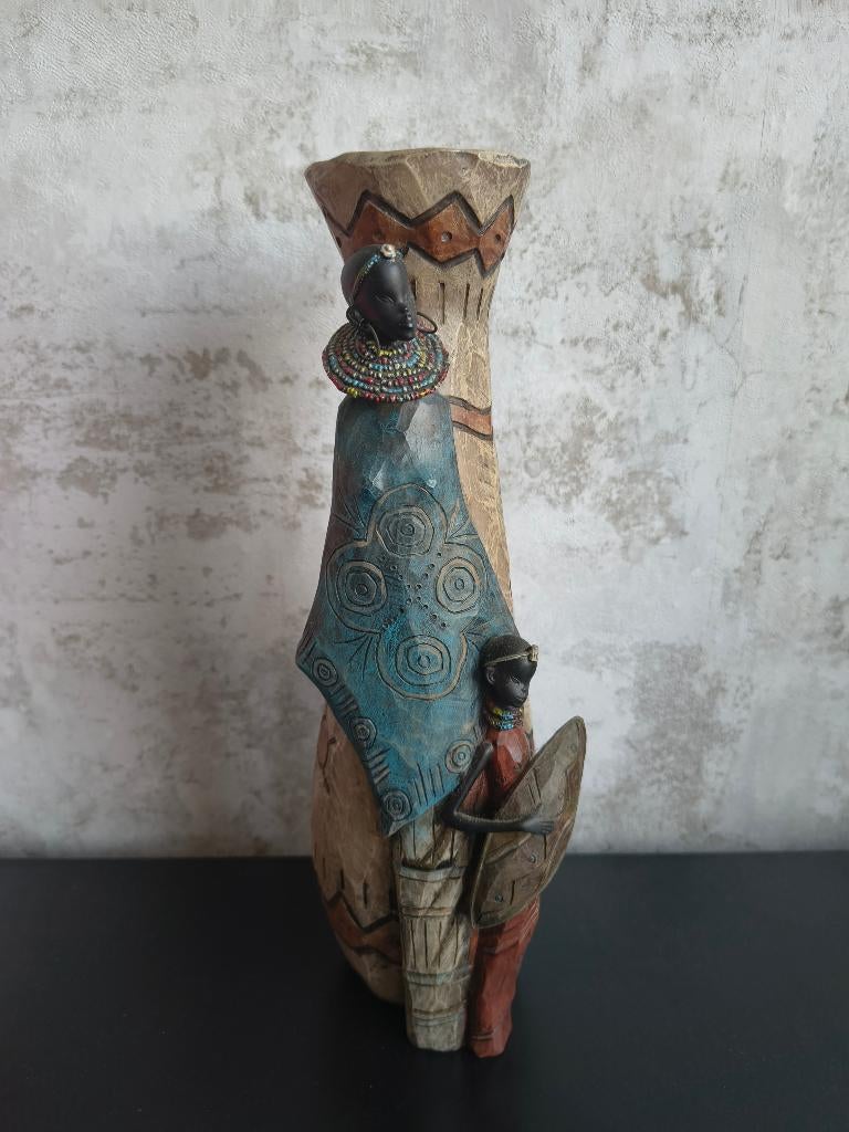 Afrikaanse Vaas van hars, Antiek en Kunst, Overige typen, Natuurlijk materiaal, Ophalen of Verzenden, 20 - 50 cm