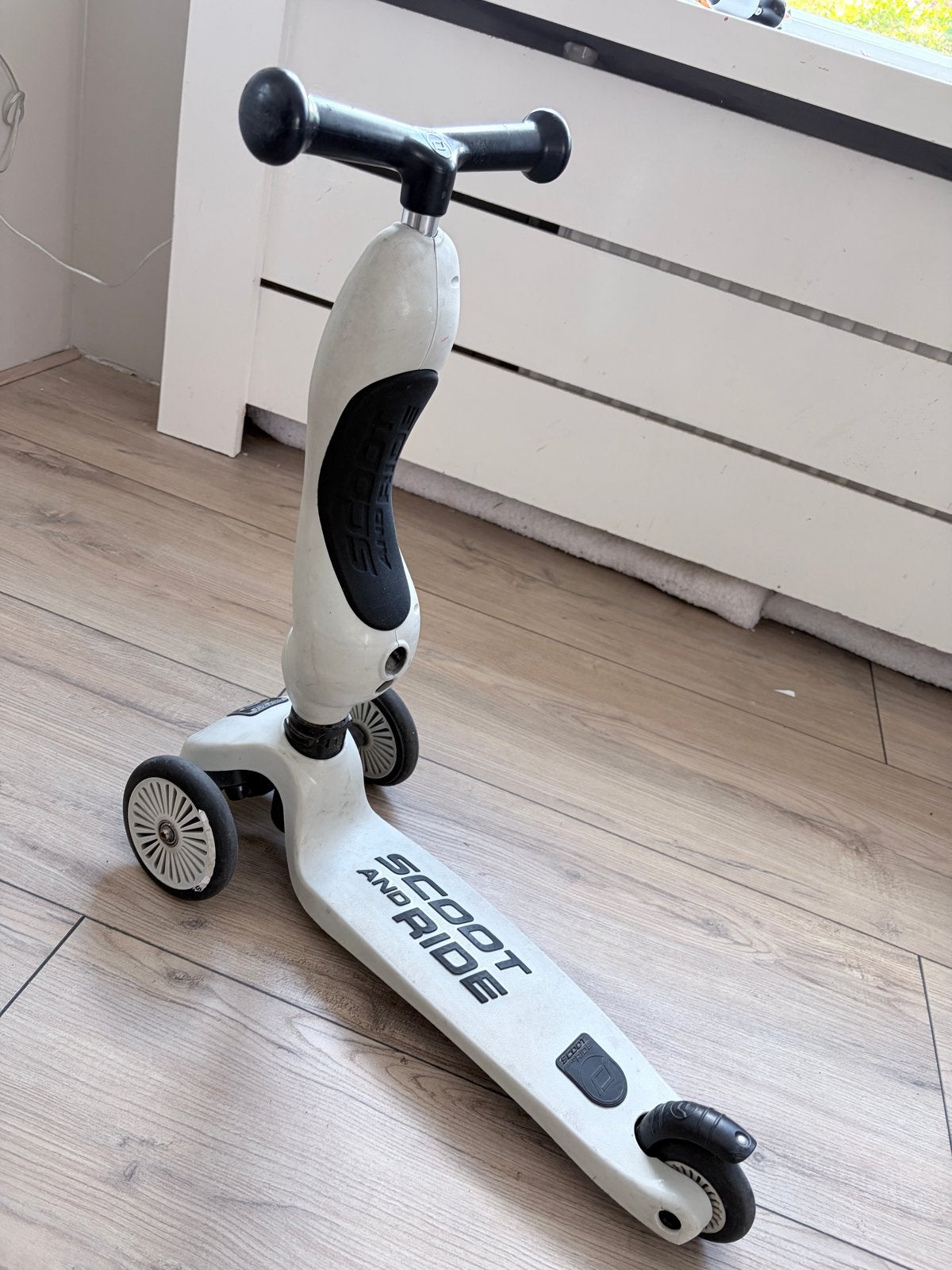 Scout and Ride step - Wit/Zwart, Fietsen en Brommers, Ophalen of Verzenden, Gebruikt, Gewone step