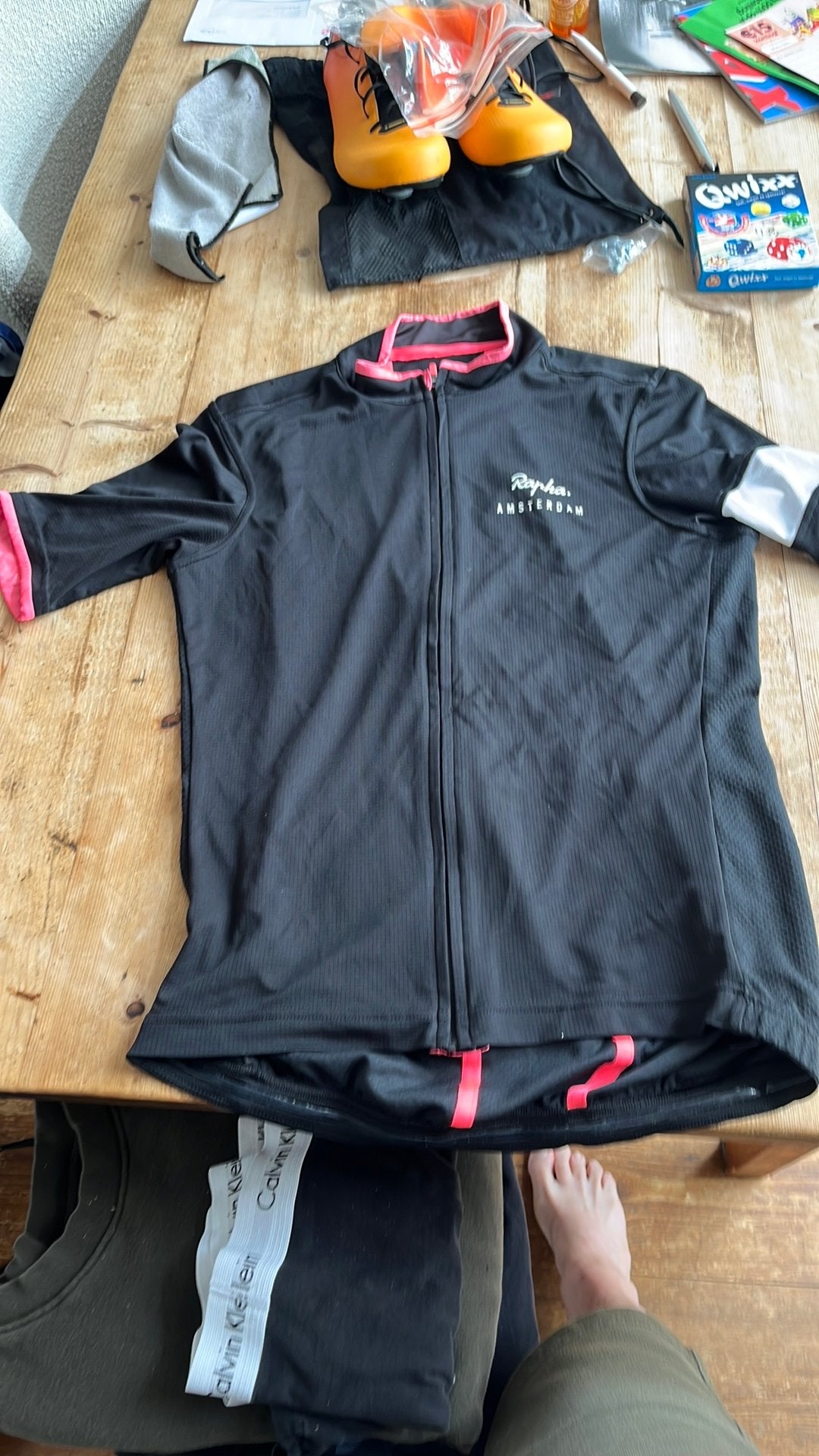 Rapha core shirt Amsterdam maat M, Fietsen en Brommers, Fietsaccessoires | Fietskleding, Ophalen of Verzenden, Zo goed als nieuw