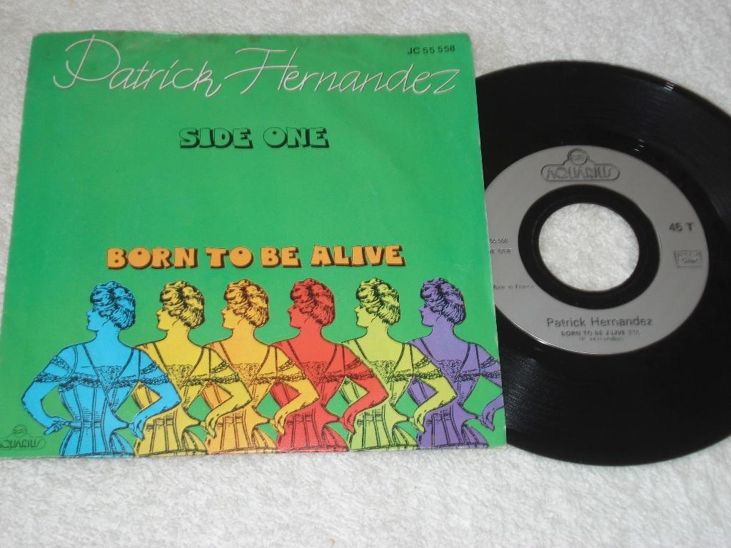 Patrick Hernandez   Born to be Alive      Orgineel, Fotohoes, Ophalen of Verzenden, Zo goed als nieuw