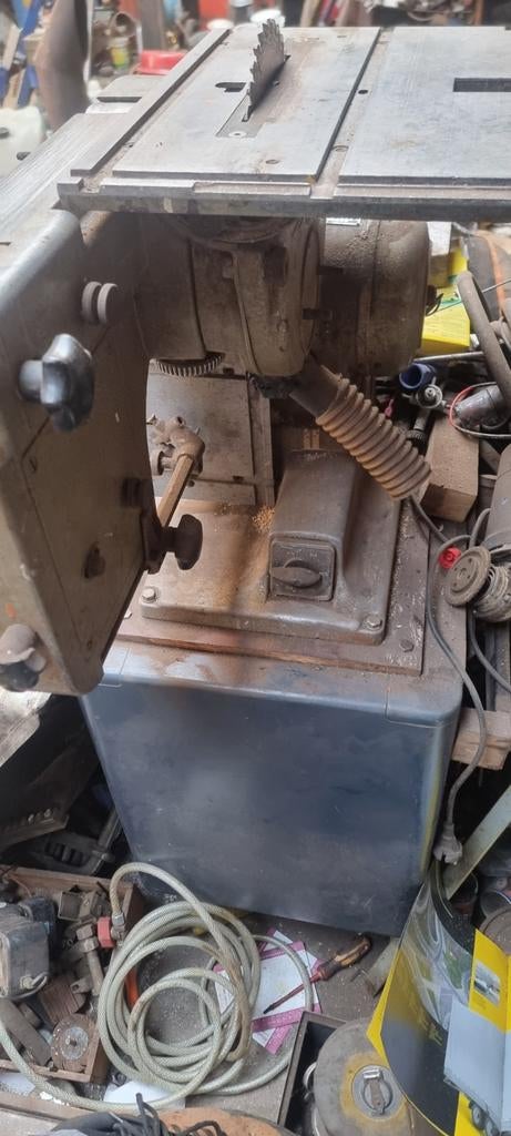 Emcostar Combinatie Zaag/Lintzaagmachine Schuurmachine, Doe-het-zelf en Verbouw, Gebruikt, 70 mm of meer, Overige typen, 600 tot 1200 watt