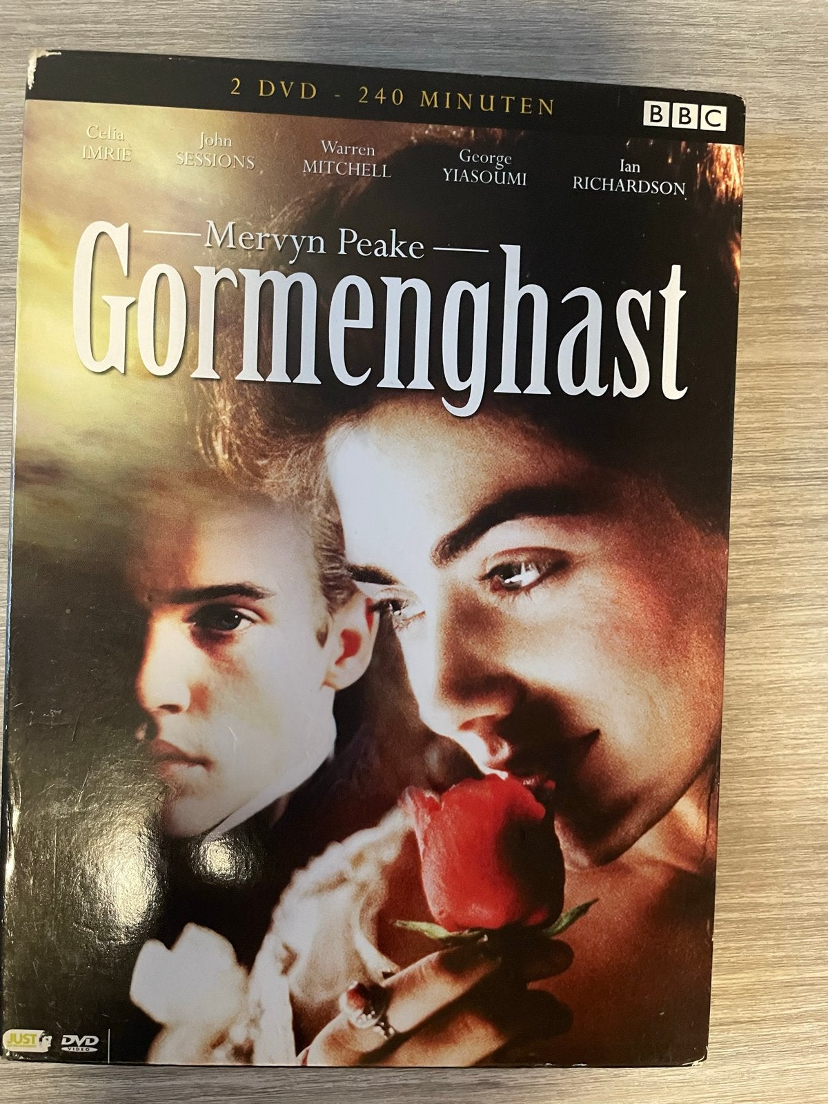 Gormenghast - Mervyn Peake (BBC 2 DVD - 240 minuten), Historisch of Kostuumdrama, Nederlands, Ophalen of Verzenden, Vanaf 12 jaar