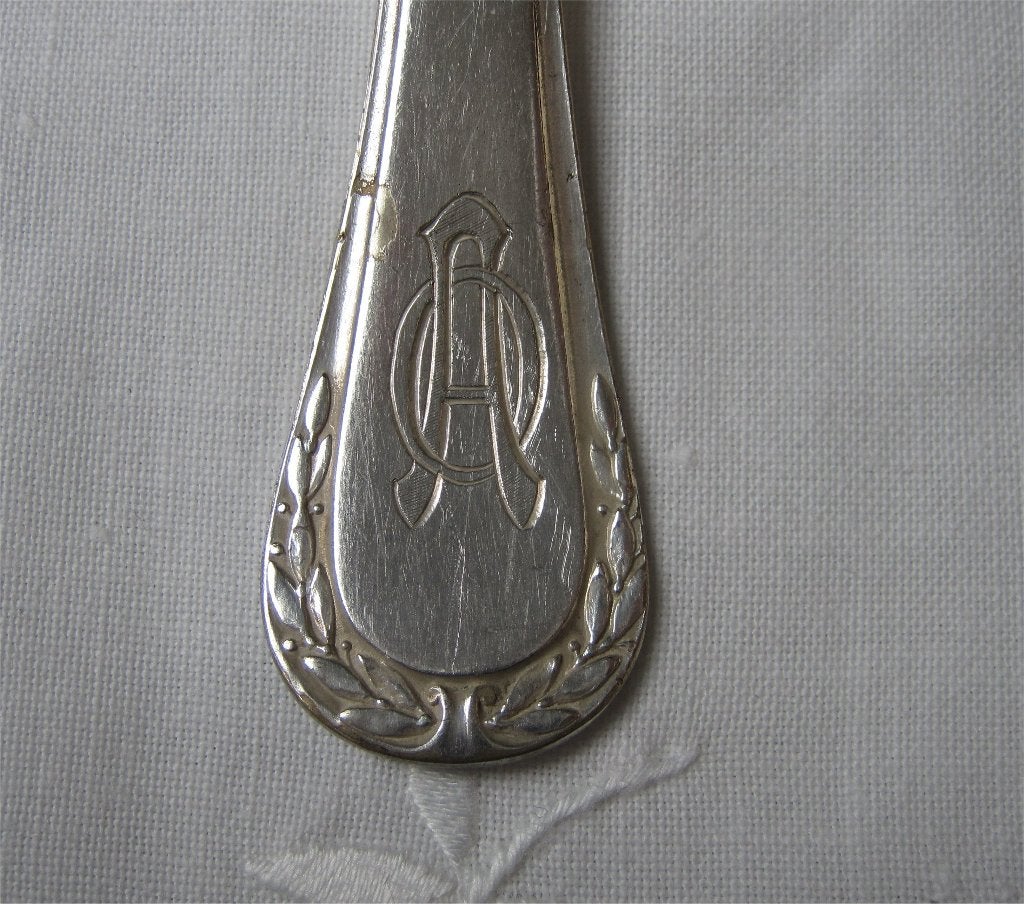 Antieke opscheplepel met monogram, Ophalen of Verzenden