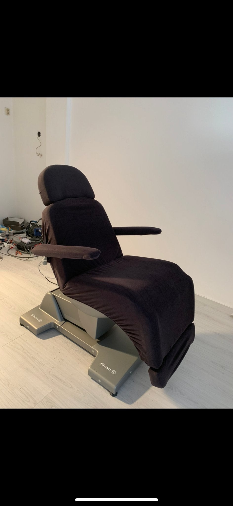 Gharieni behandelstoel SL XP wit + Thermo, Ophalen, Gebruikt, Wit, Kunststof