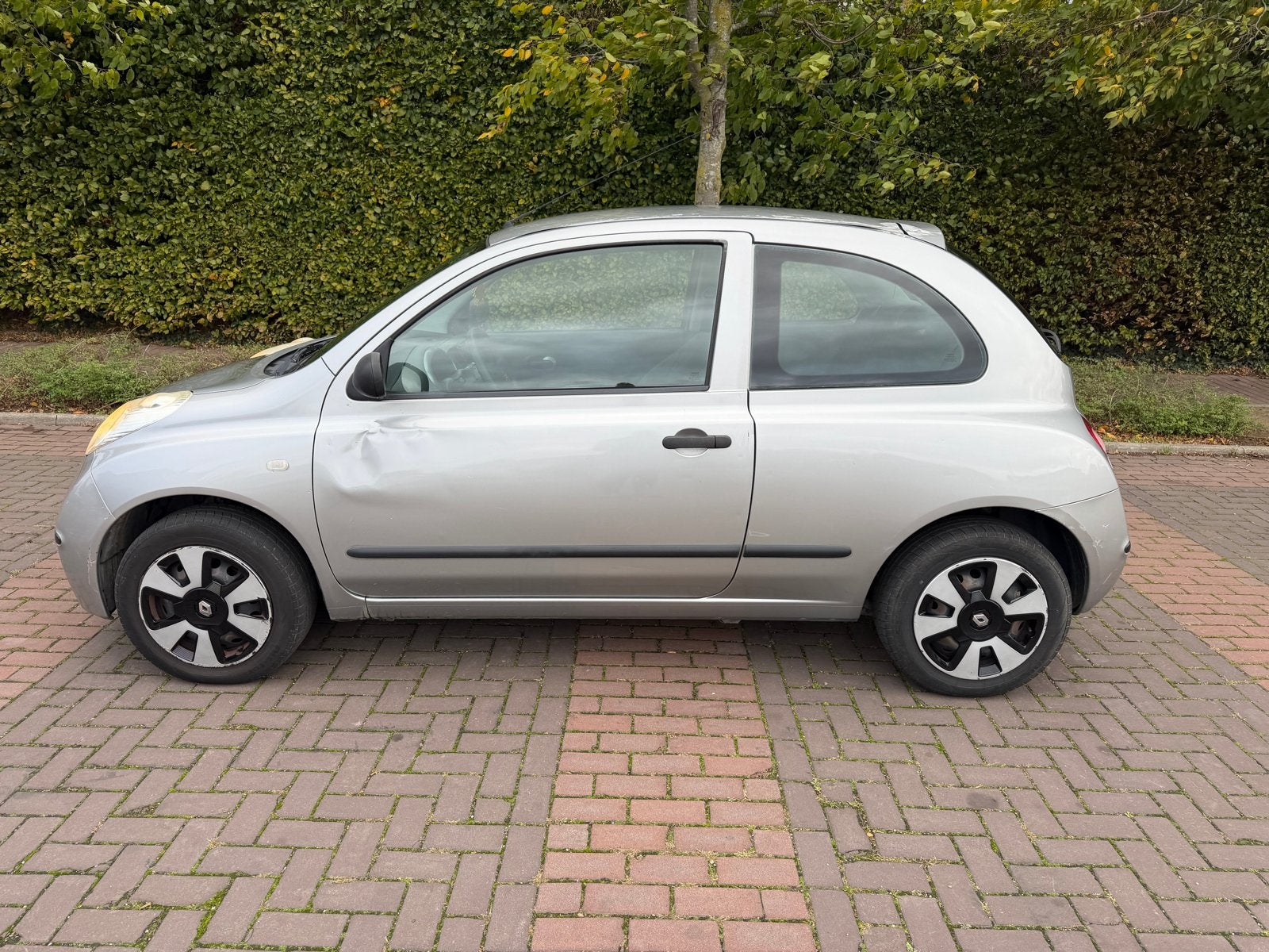 Nissan Micra 1.2 59KW 3DR 2008 Grijs, Voorwielaandrijving, Stof, 4 cilinders, Origineel Nederlands