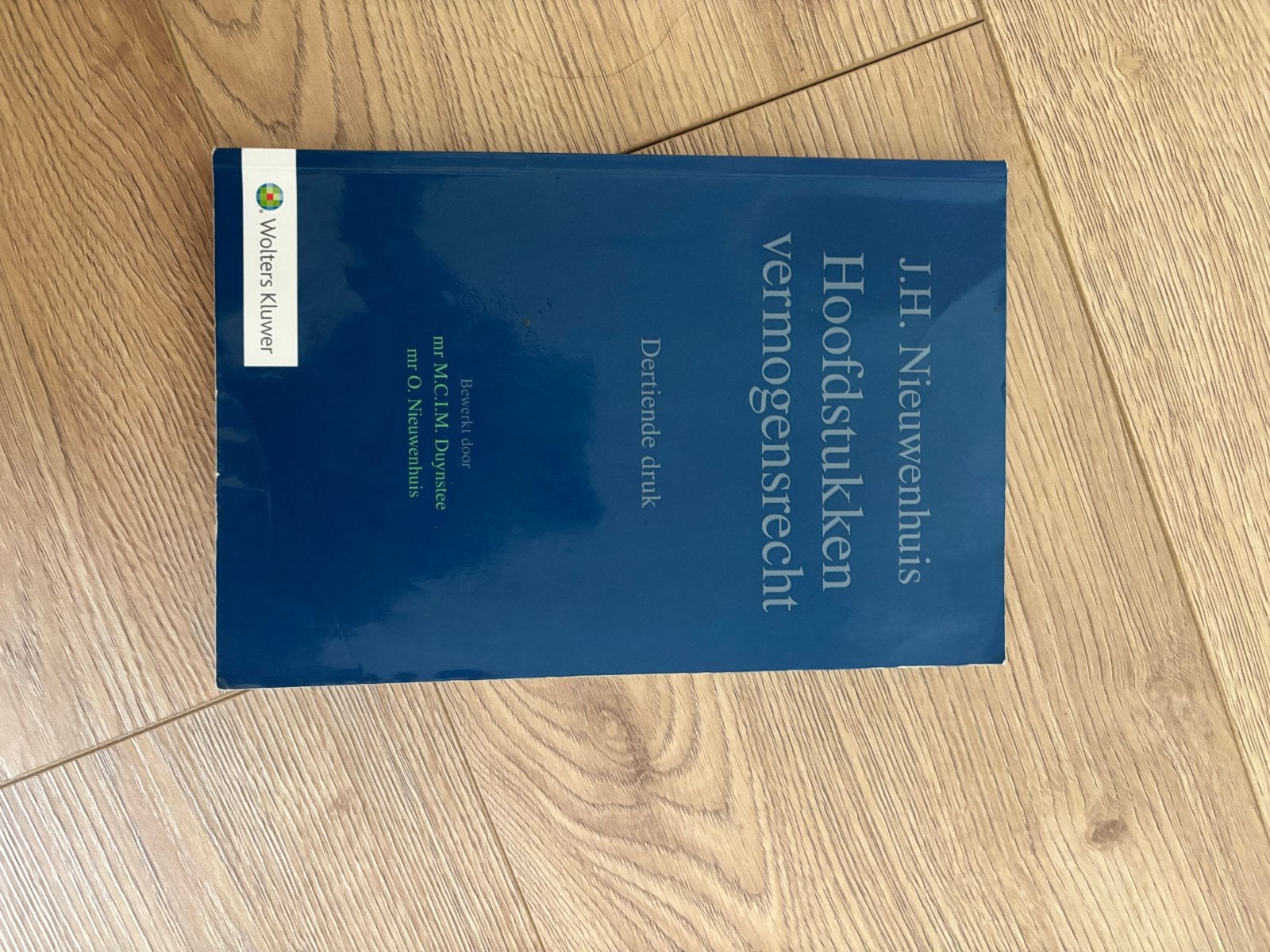 J.H. Nieuwenhuis Hoofdstukken vermogensrecht, Ophalen of Verzenden, Gamma, Zo goed als nieuw, WO