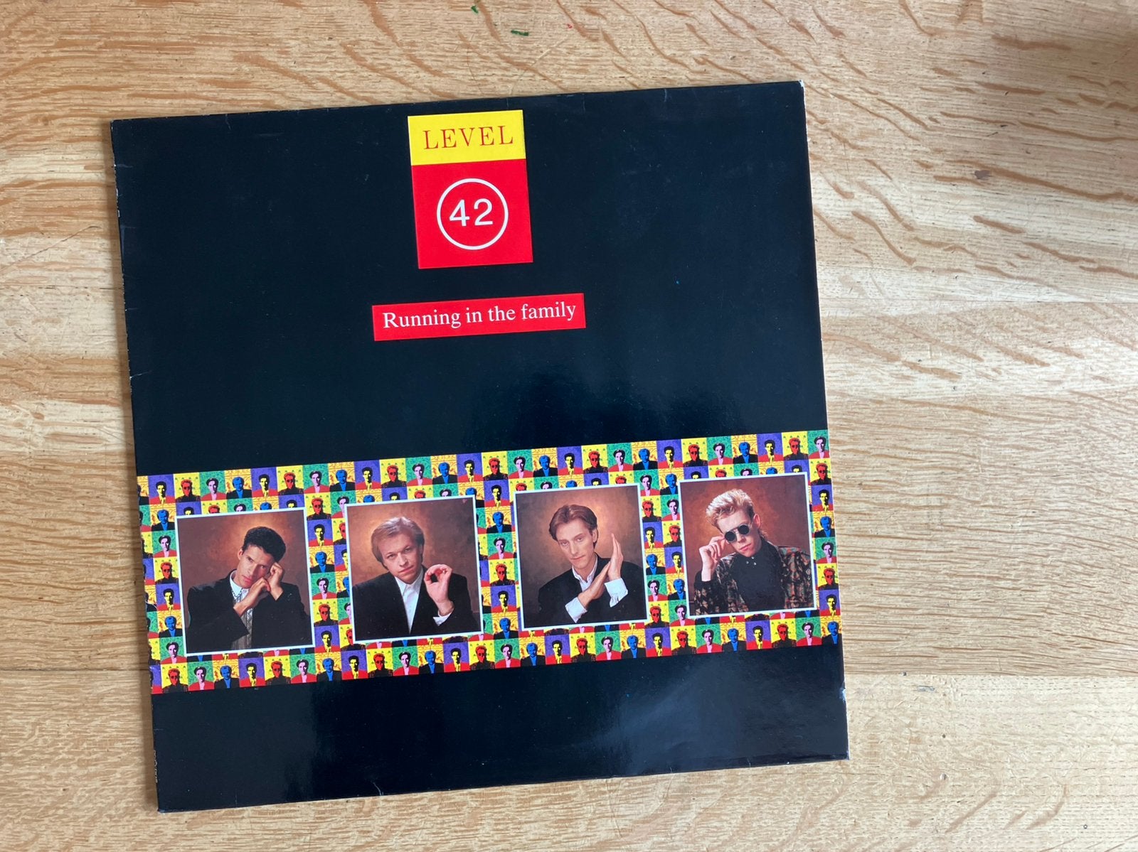 Level 42 - Running in the family, Cd's en Dvd's, Ophalen of Verzenden, Gebruikt, Pop, LP
