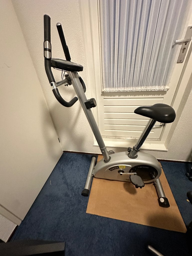 Hometrainer gratis ophalen, Sport en Fitness, Fitnessapparatuur, Gebruikt, Hometrainer, Benen, Metaal, Ophalen