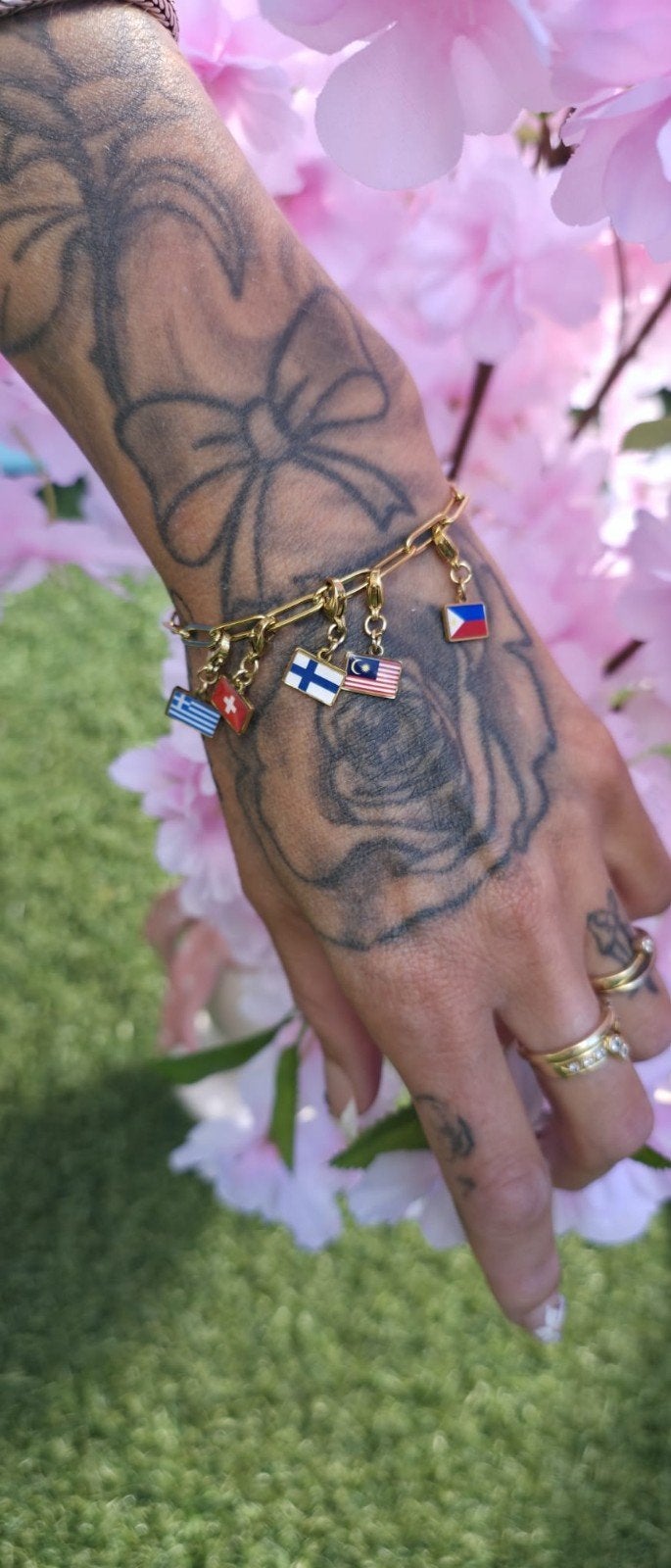 Armband charms kijk beschrijving, Ophalen of Verzenden, Nieuw, Staal