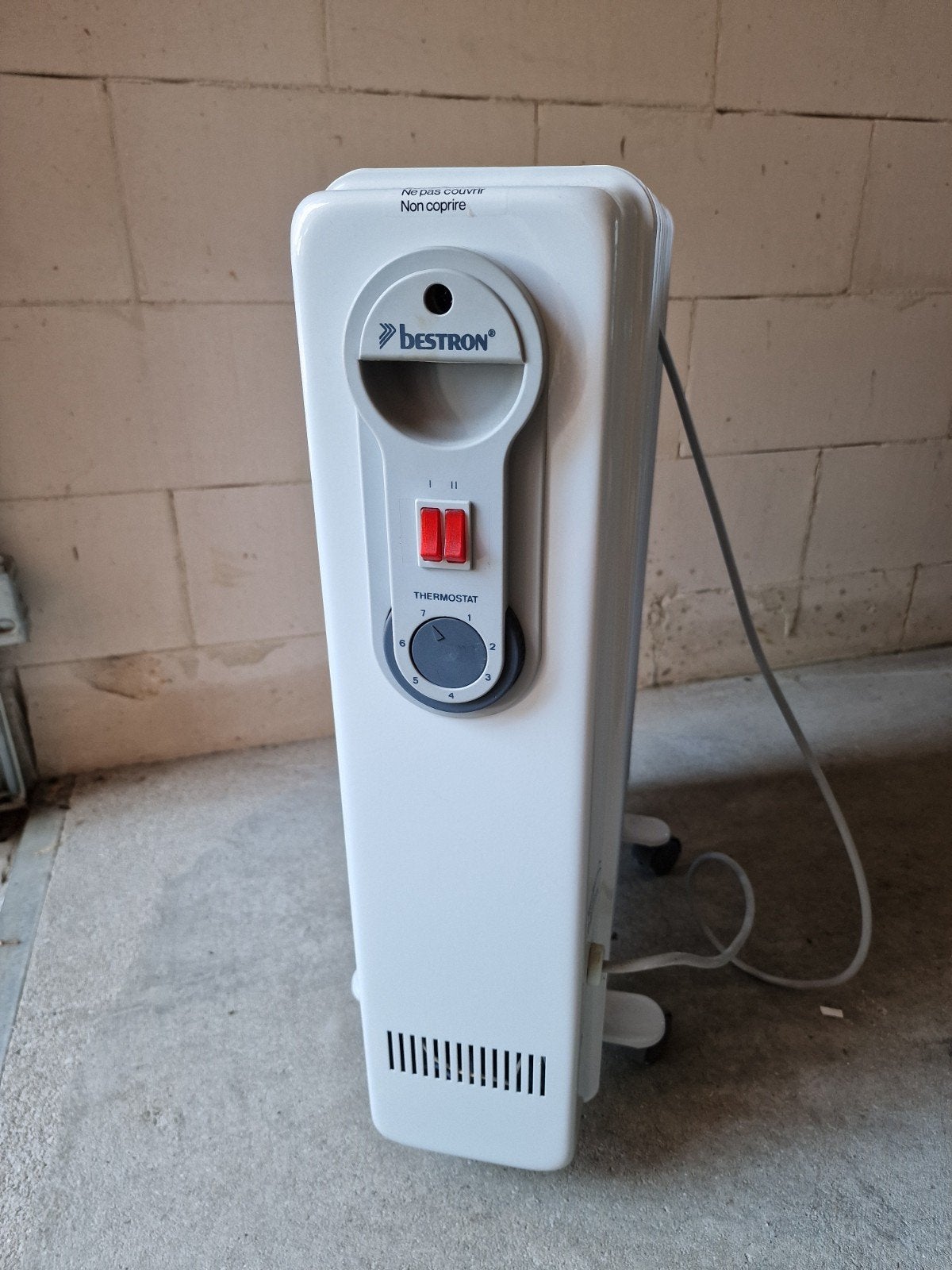 Bestron radiator met thermostaat, electrisch, Doe-het-zelf en Verbouw, Ophalen, Gebruikt, Overige typen, Minder dan 60 cm