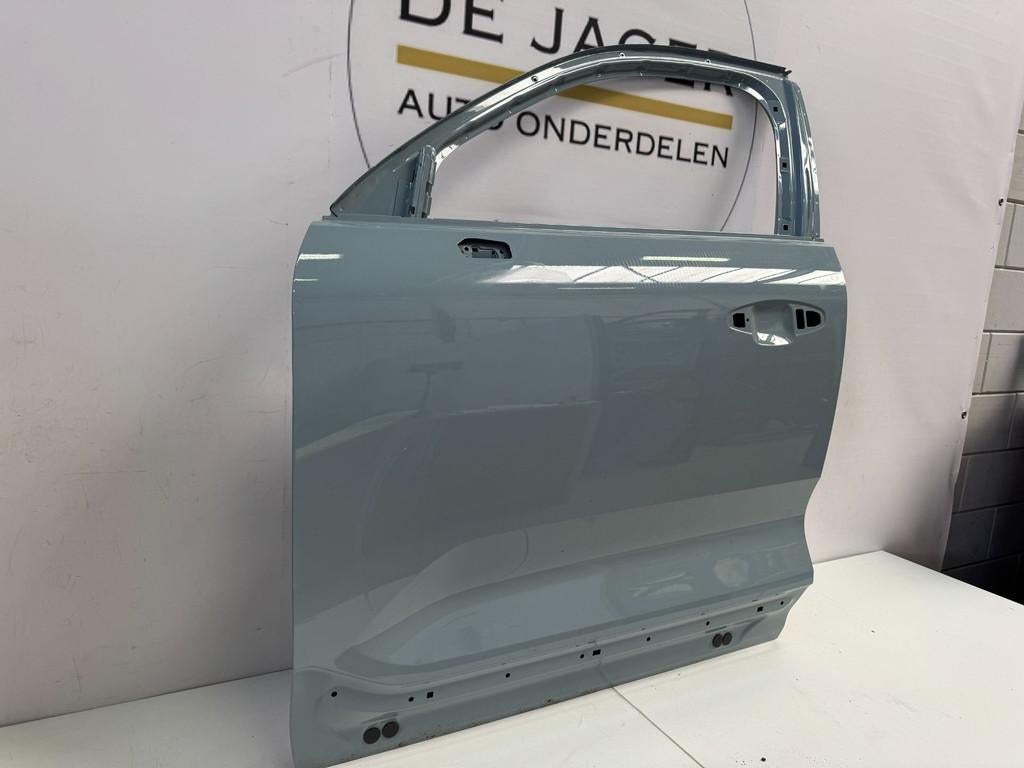 VOLVO XC40 DEUR PORTIER LINKS VOOR MOOI, Gebruikt, Gunnar Engellaus vag 8
405 31  Gothenburg, SE, Deur, Info@volvocars.com