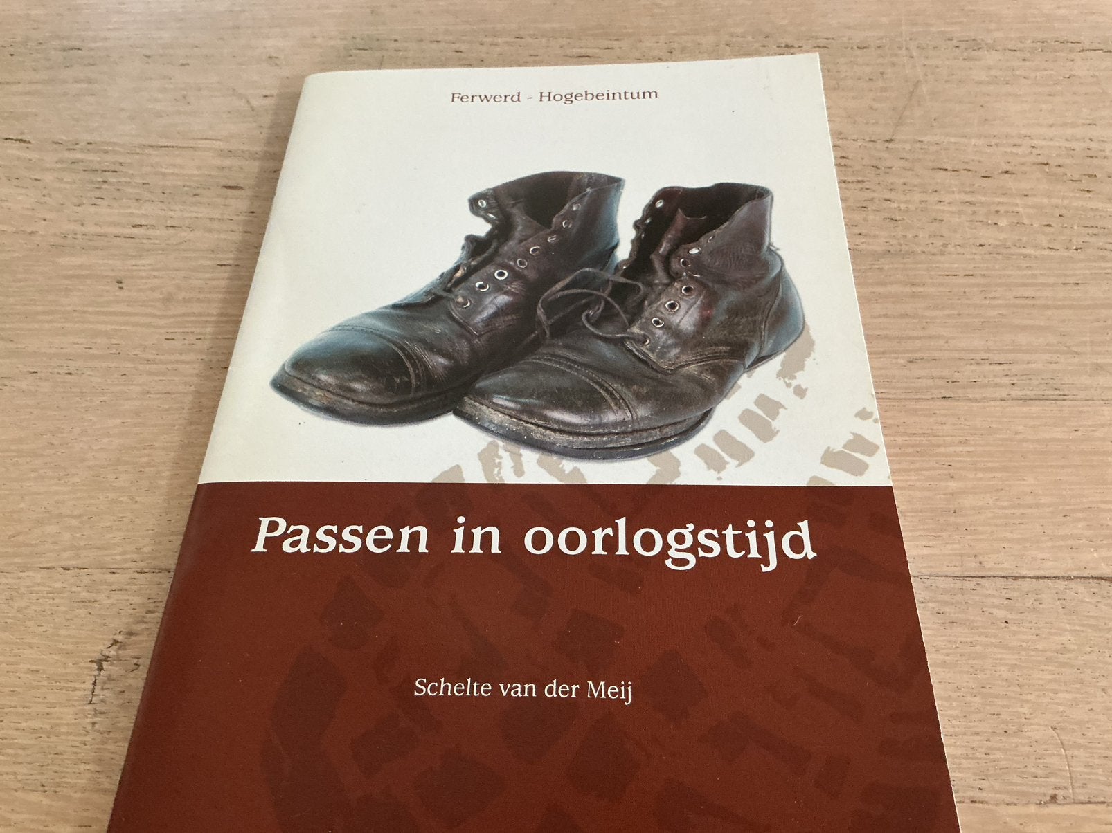 Ferwerd Hogebeintum Passen in oorlogstijd Tweede wereldoorlo, Ophalen of Verzenden, Zo goed als nieuw