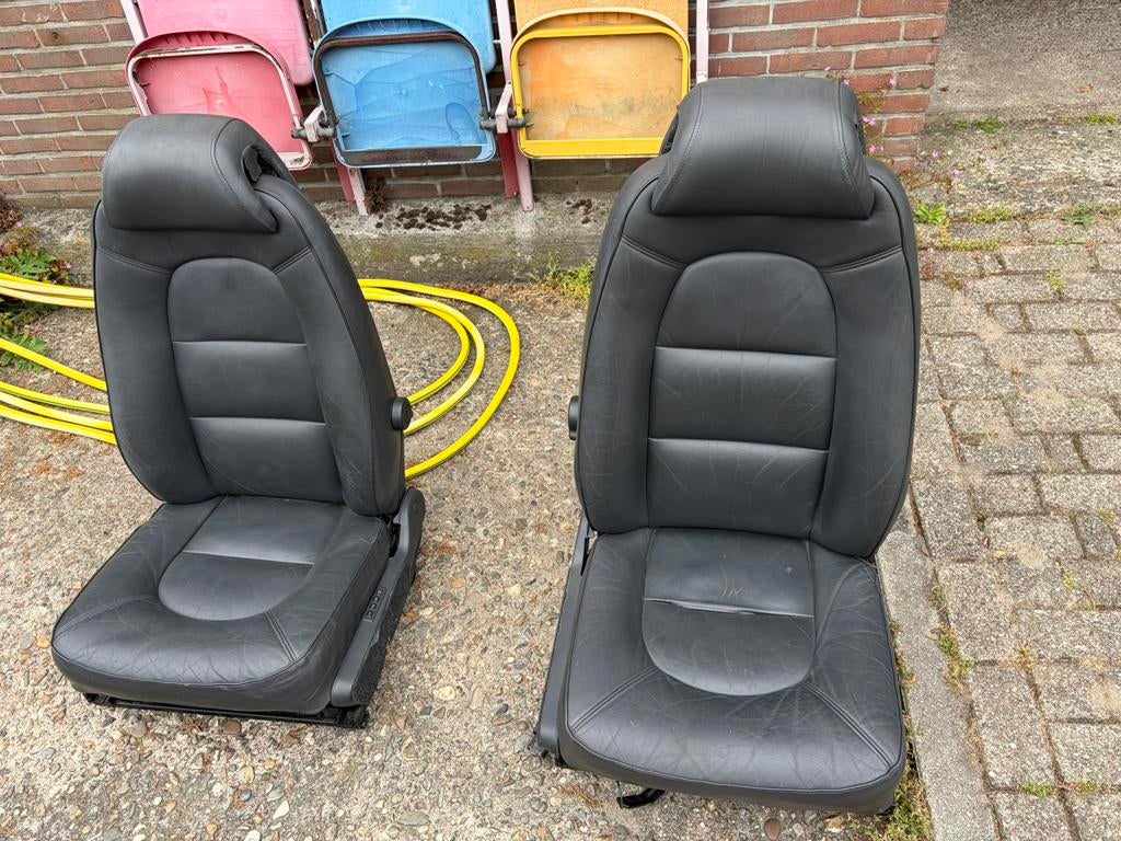 2 voorstoelen Saab?, Auto-onderdelen, Interieur en Bekleding, Ophalen, Gebruikt, Saab