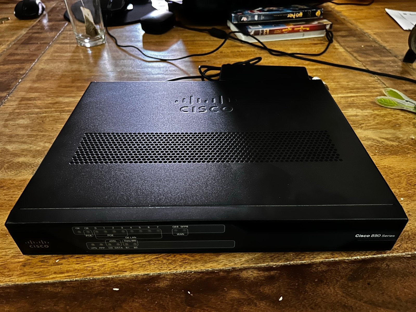 Nieuwe Cisco 897VA Router, Ophalen of Verzenden, Nieuw, Router met modem