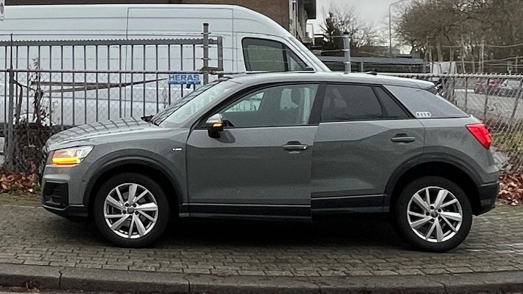 Audi Q2 Winterbanden 6mm - origineel 17" lichtmetalen velgen, Banden en Velgen, 17 inch, Personenwagen, Gebruikt