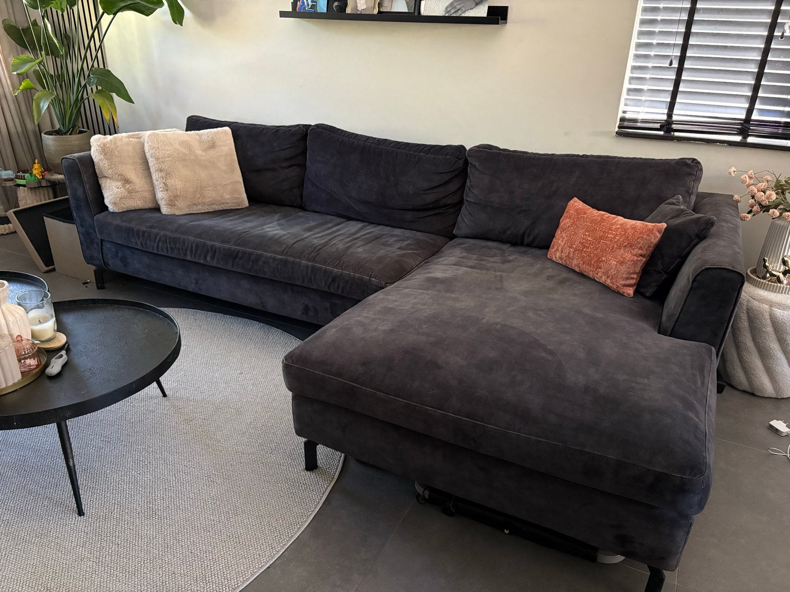 Velvet/velours hoekbank antraciet grijs, Ophalen, 250 tot 300 cm, Gebruikt, Hoekbank