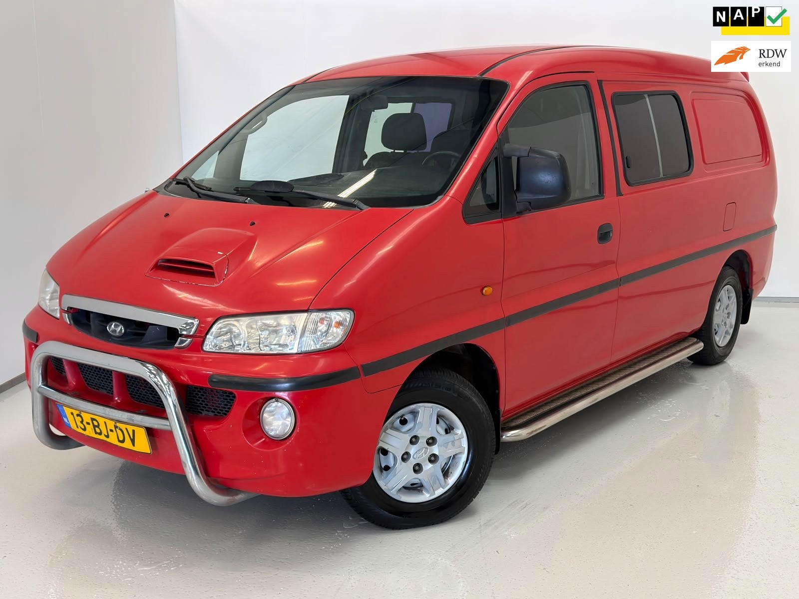 Hyundai H 200 2.5 TCI Luxe lang DC / NL-auto / 5-persoons, Auto's, Gebruikt, Zwart, 4 cilinders, 700 kg
