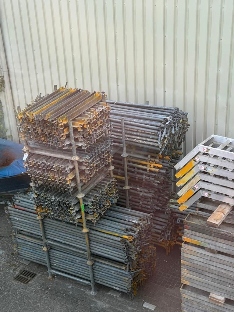 Steigermateriaal Kwikform met aankoopbewijs, Doe-het-zelf en Verbouw, Steigers, Ophalen, Gebruikt, Overige typen, 5 meter of hoger