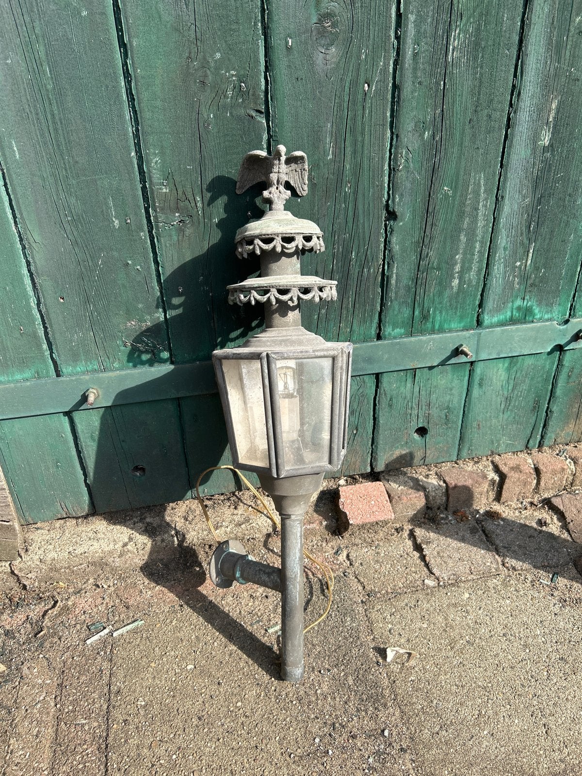 Antieke buitenlamp met adelaar - uniek decoratiestuk, Ophalen of Verzenden