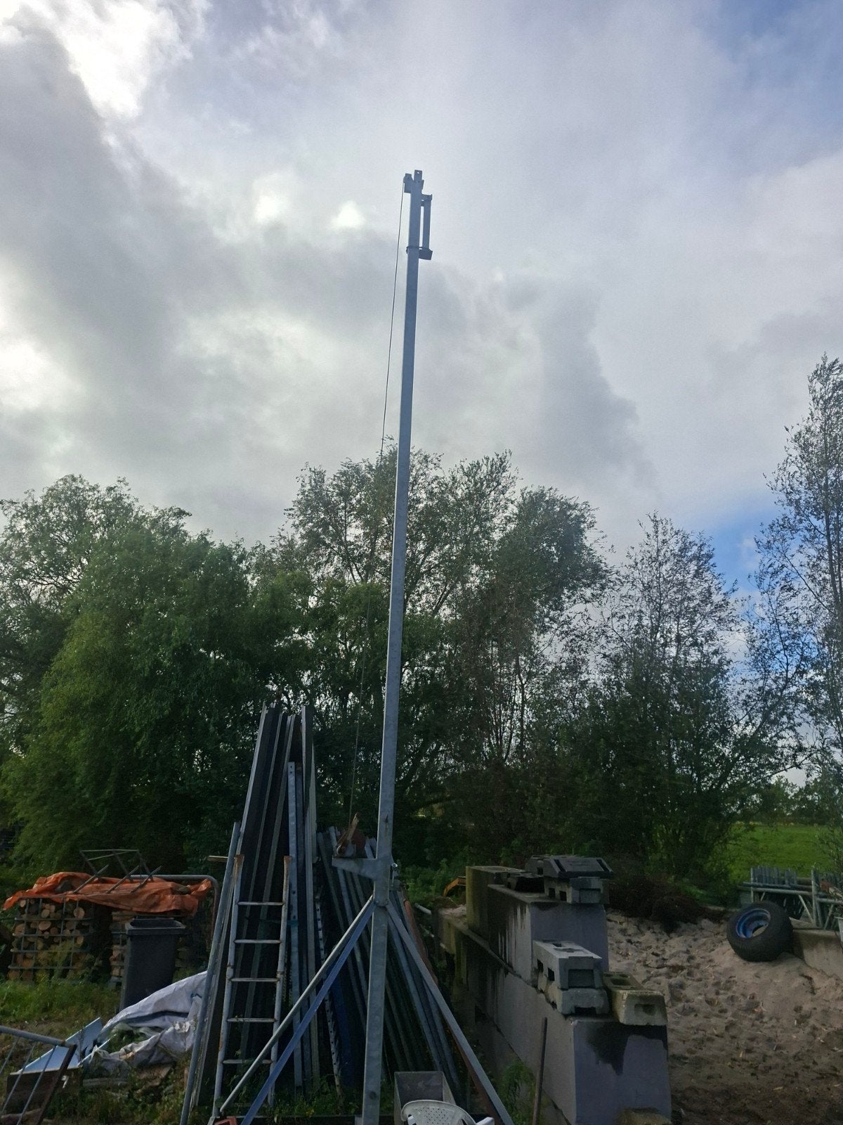 Lichtmast 6/12 m1 op steltonplaat met 2 bouwlampen, Ophalen, Minder dan 50 watt, Overige typen