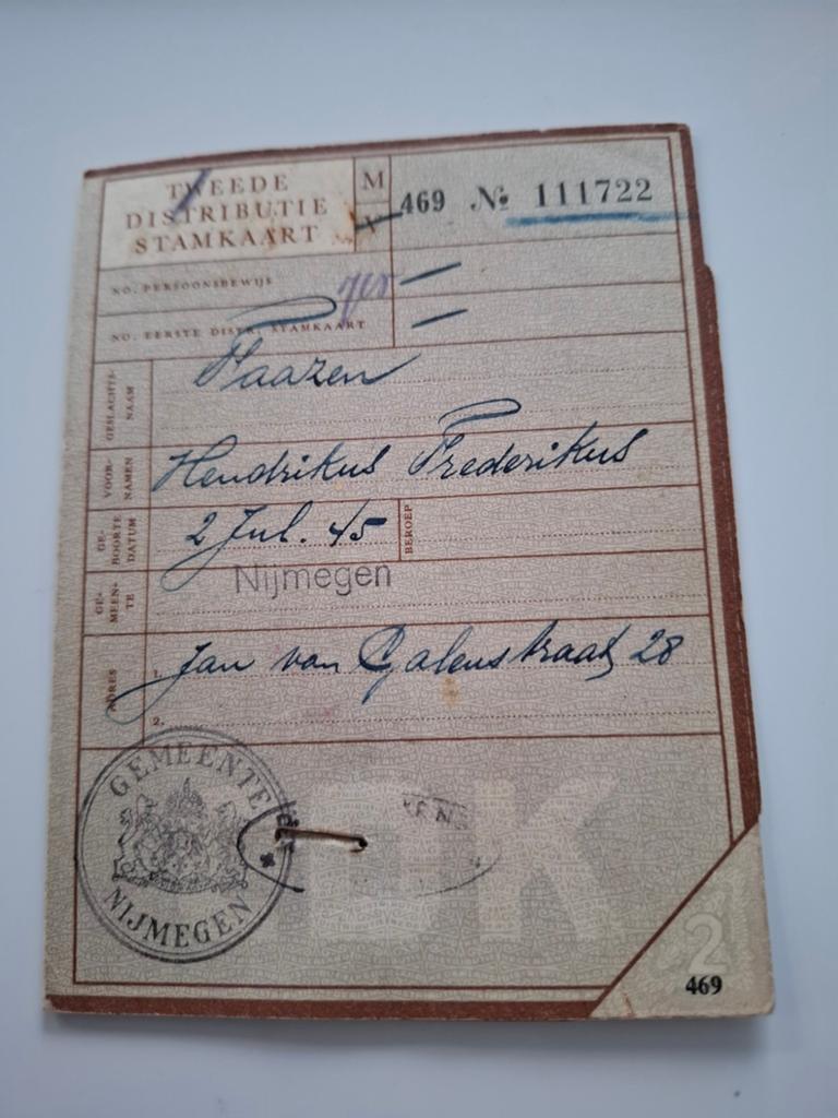 Distributie stamkaart Nijmegen bonkaart oorlog wo2 document, Verzamelen, Militaria | Tweede Wereldoorlog, Ophalen of Verzenden