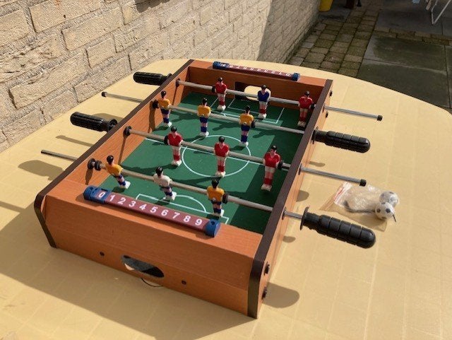 Speelgoed tafelvoetbaltafel, Ophalen of Verzenden, Zo goed als nieuw