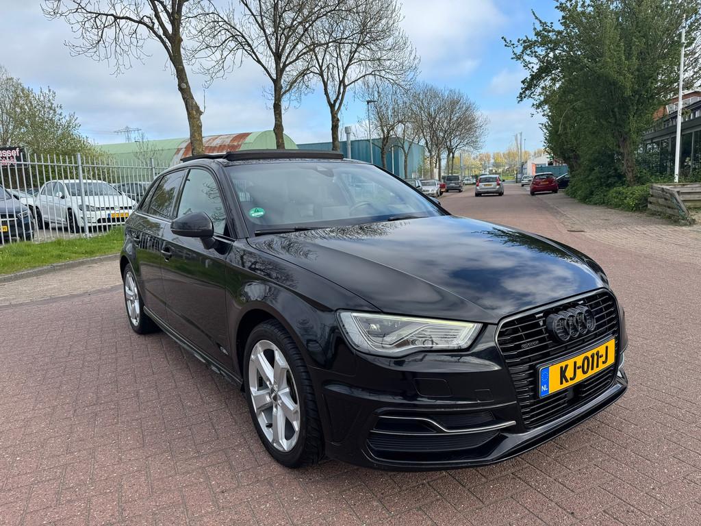 Audi A3 Sportback 1.4 e-tron panorama s line, Auto's, 8 kWh, Gebruikt, 150 pk, 180 min
