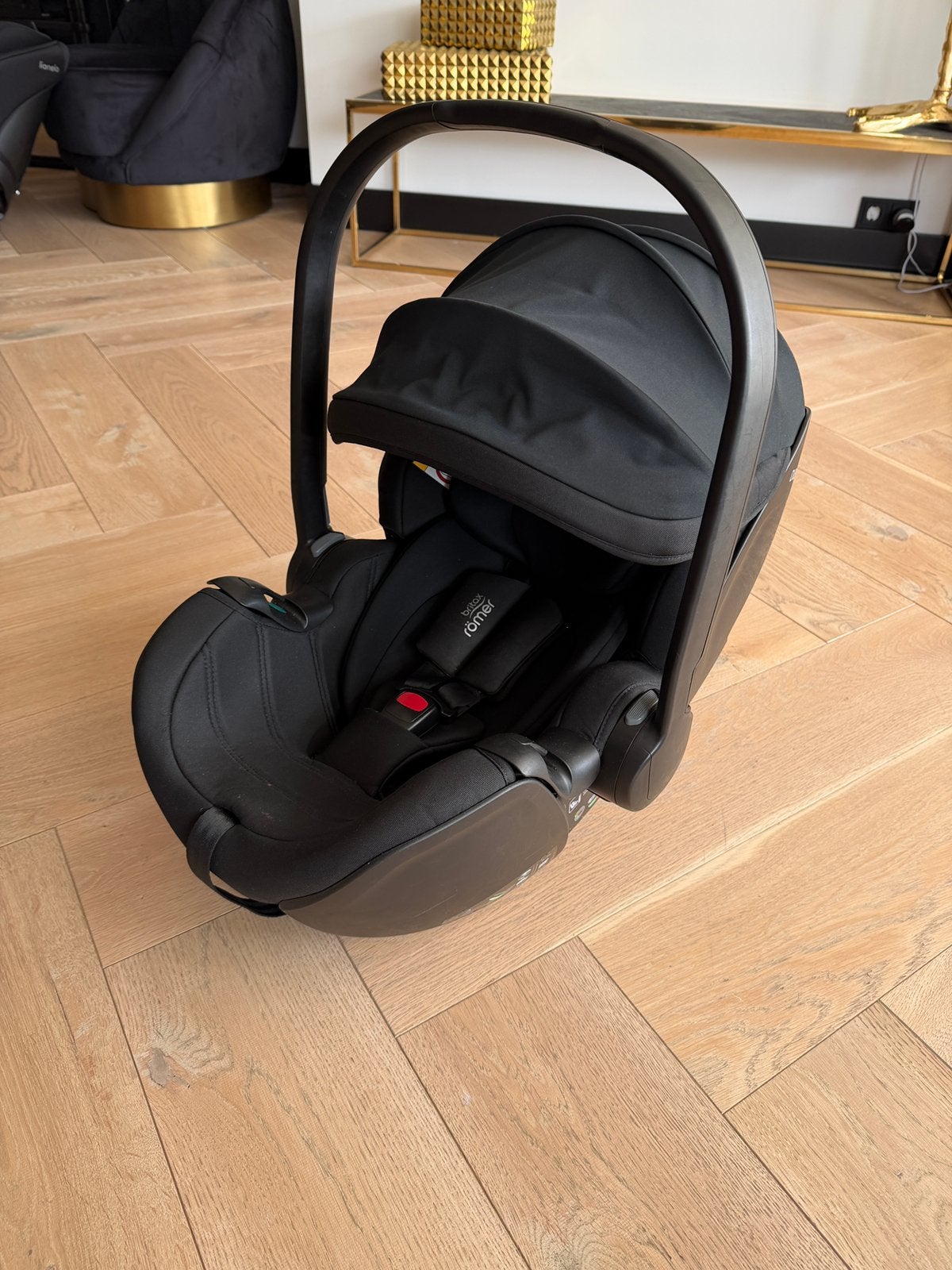Dubatti by Britax Römer BABY-SAFE PRO – Carbon Black, Ophalen, Romer, Autogordel of Isofix, Zo goed als nieuw