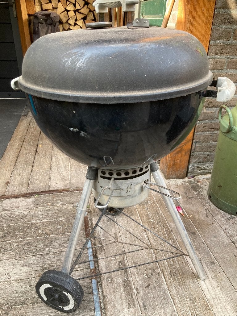 Weber 47cm Barbeque + as opvangbakje + deksel ophangbeugel, Ophalen, Gebruikt, Weber barbecue, Met accessoires