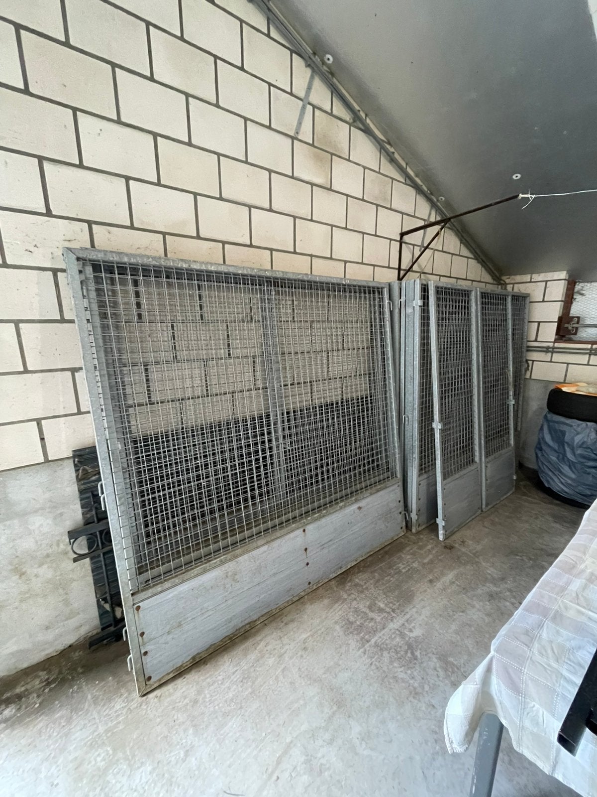 Hekwerk gegalvaniseerd, afzetting van divers vee etc., Tuin en Terras, Ophalen, Met poort, Overige typen, Zo goed als nieuw