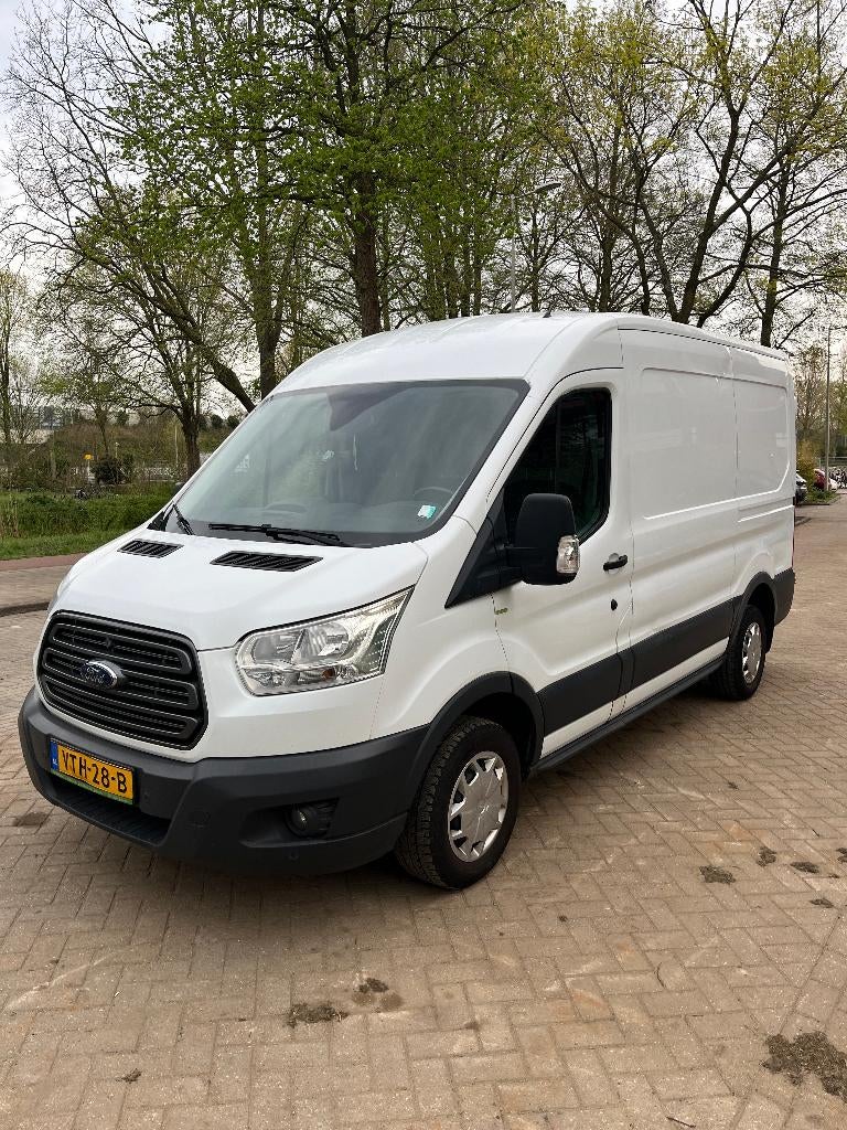Ford Transit Transit L2H2 2.0 TDCI Nieuwe Distributieriem, Auto's, Voorwielaandrijving, 1995 cc, Euro 6, 4 cilinders