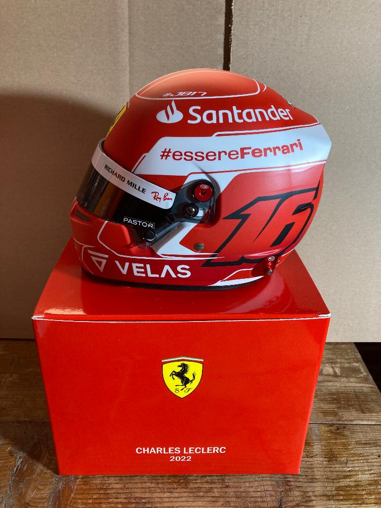 ✅ Charles Leclerc 1:2 helm 2022 Ferrari CL16 helmet F1, Verzamelen, Automerken, Motoren en Formule 1, Nieuw, Formule 1, Ophalen of Verzenden