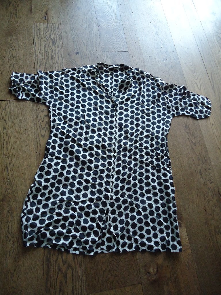Wit gestippelde Masai tuniek/blouse M (valt groot), Kleding | Dames, Maat 38/40 (M), Wit, Ophalen of Verzenden, Masai