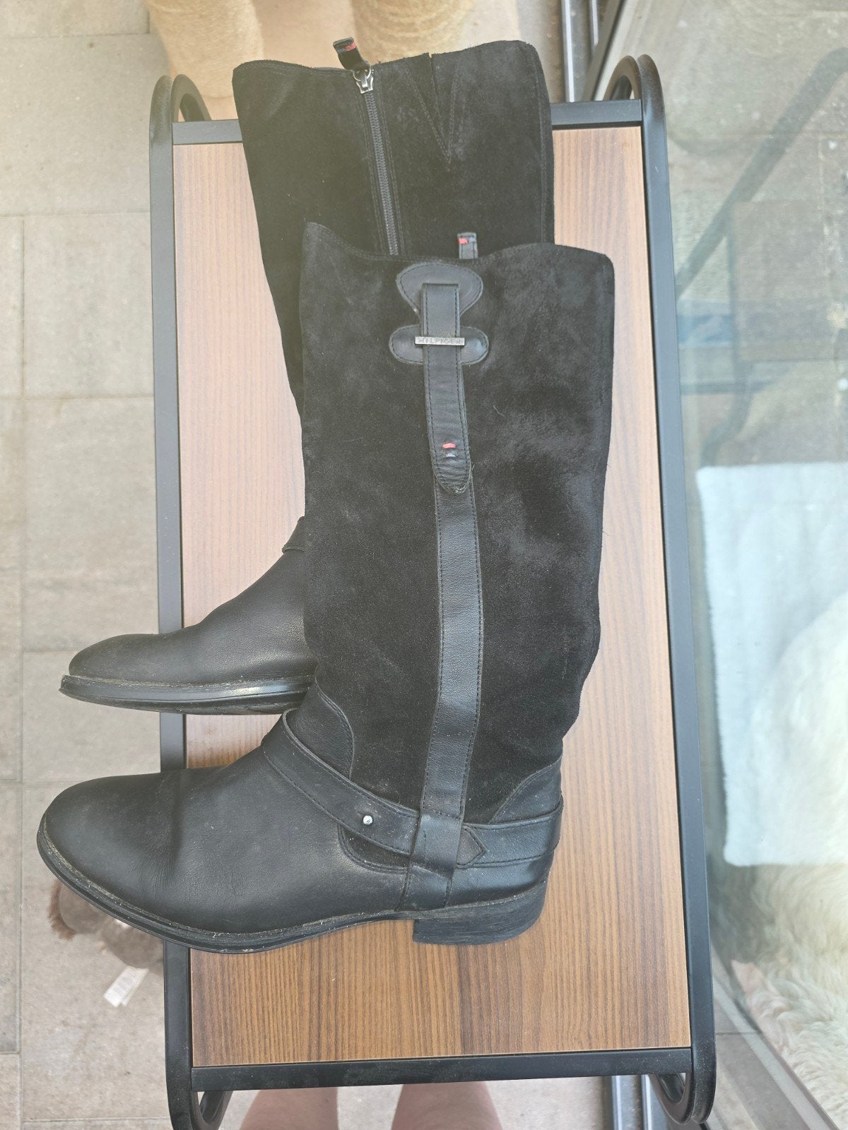 Tommy Hilfiger mt 40 hoge laarzen, Kleding | Dames, Schoenen, Ophalen, Hoge laarzen, Zwart, Nieuw