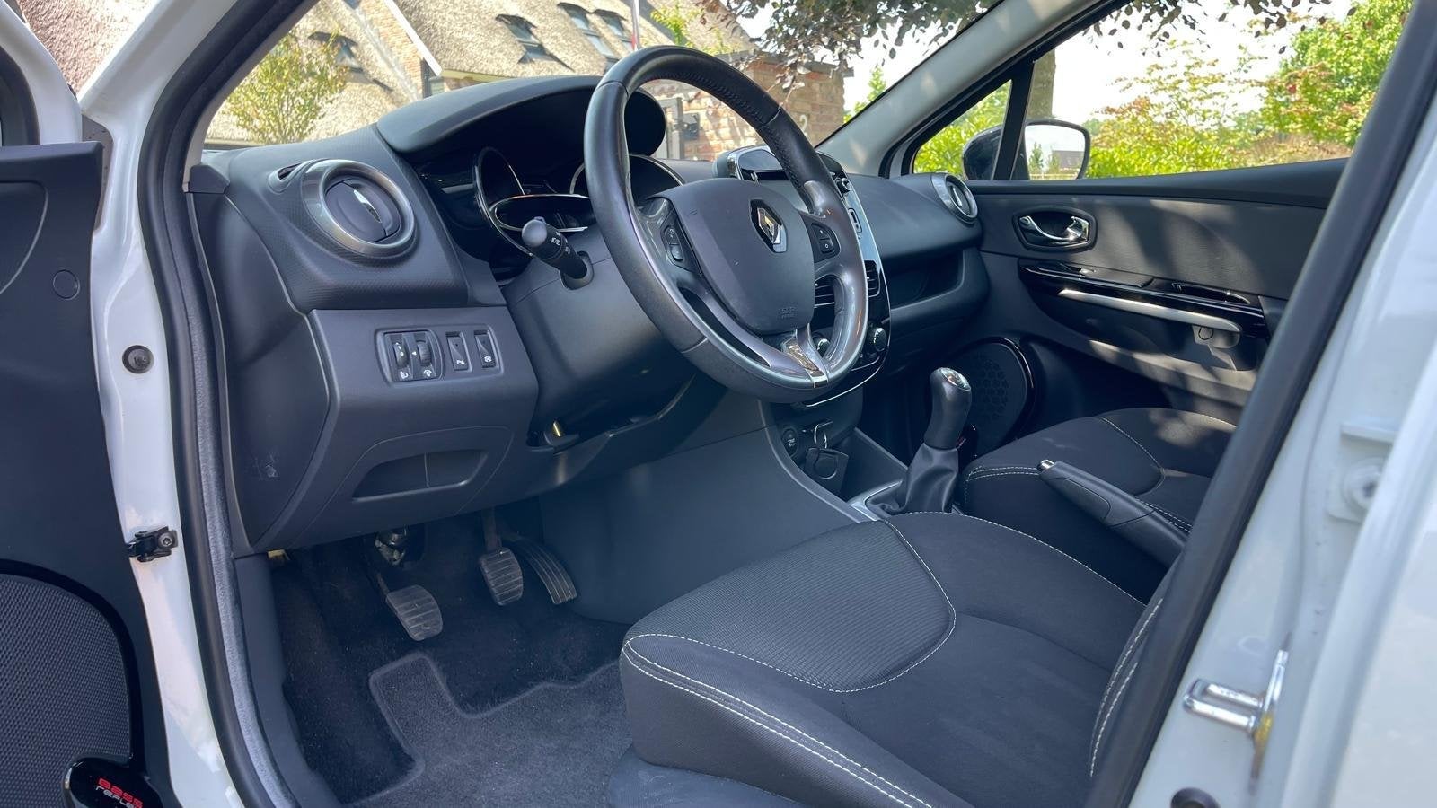 Renault Clio Estate 0.9 TCe Night&Day | Navigatie | Cruise c, Voorwielaandrijving, Stof, Wit, Origineel Nederlands