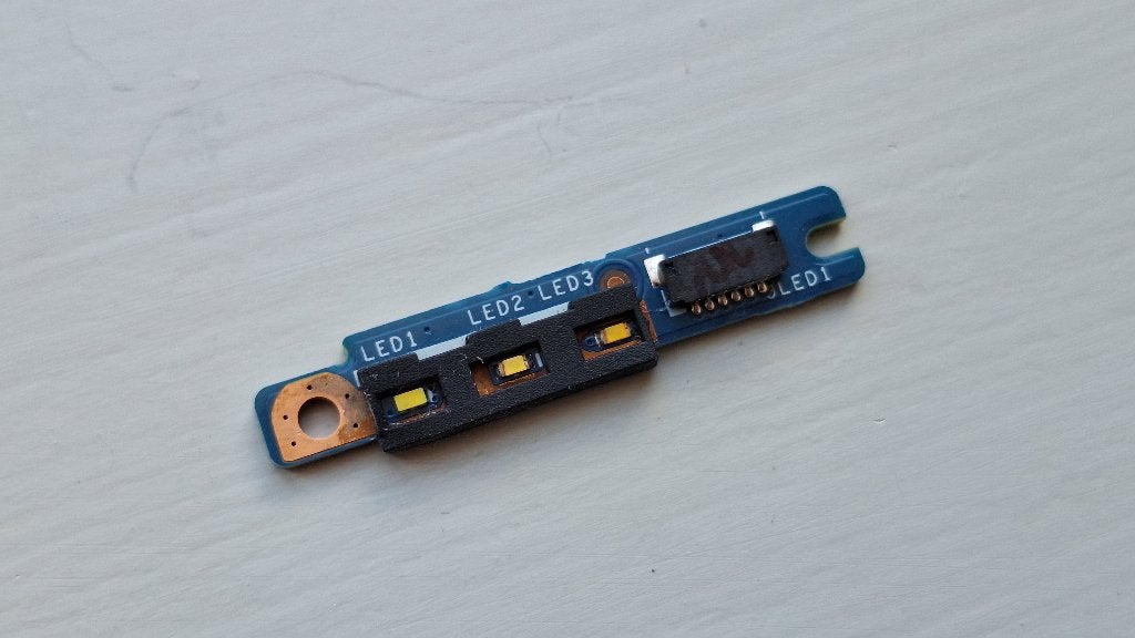 Dell LED status indicator met bijbehorende printplaat, Ophalen of Verzenden, Zo goed als nieuw