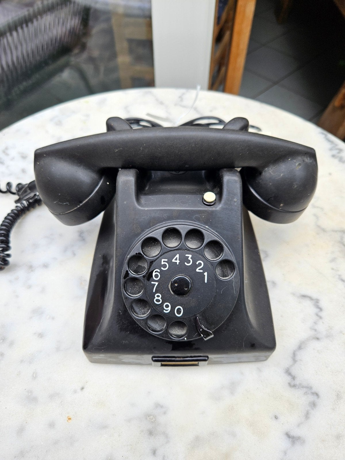 Zwarte Bakelieten telefoon analoog, Telecommunicatie, Vaste telefoons | Niet Draadloos, Ophalen of Verzenden, Gebruikt, Met draaischijf